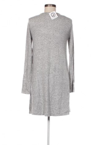 Kleid Pull&Bear, Größe M, Farbe Grau, Preis 4,99 €