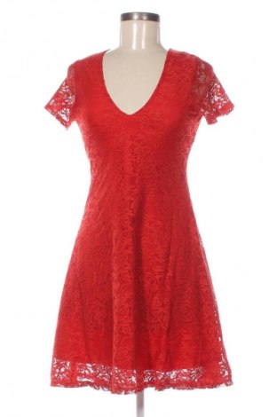 Kleid Seven Sisters, Größe S, Farbe Rot, Preis 20,49 €