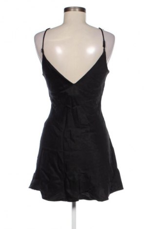 Kleid Zara, Größe M, Farbe Schwarz, Preis 13,81 €