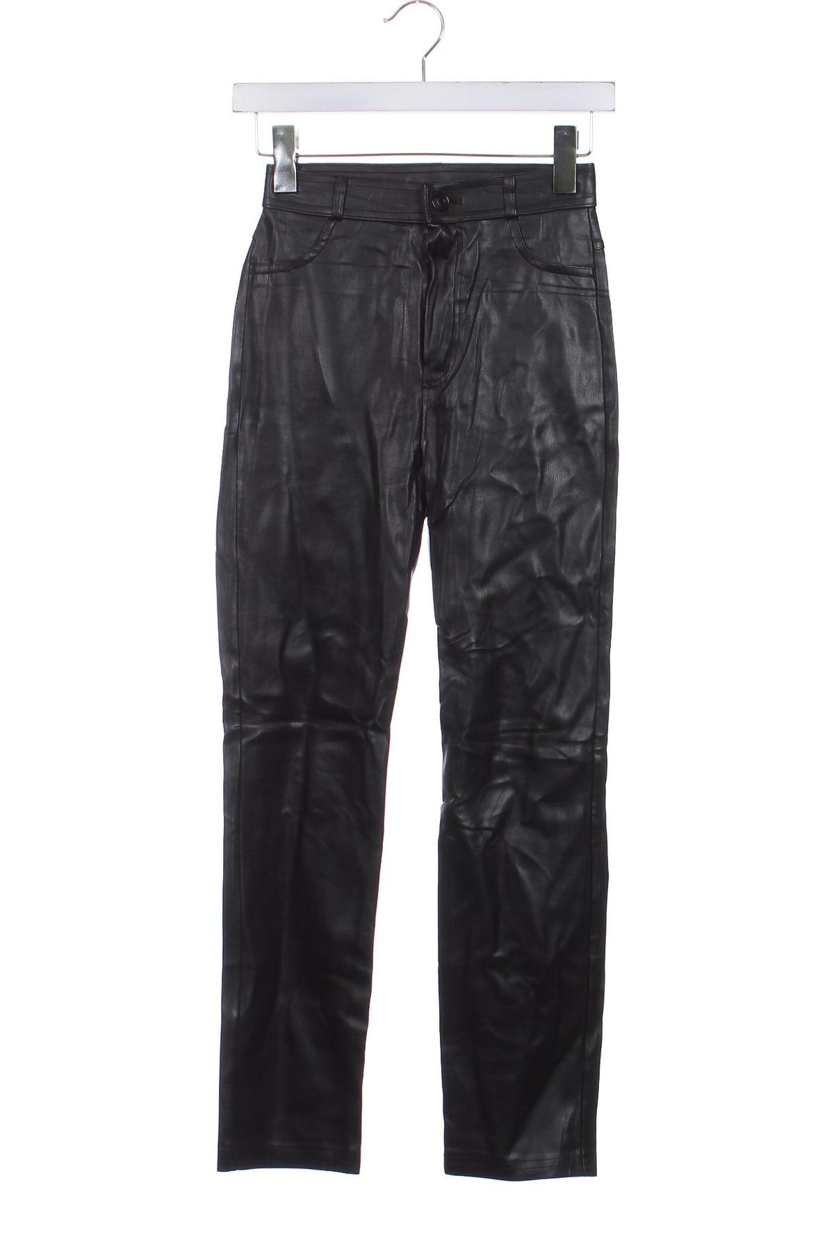 Pantaloni de femei Stradivarius, Mărime XXS, Culoare Negru, Preț 48,99 Lei