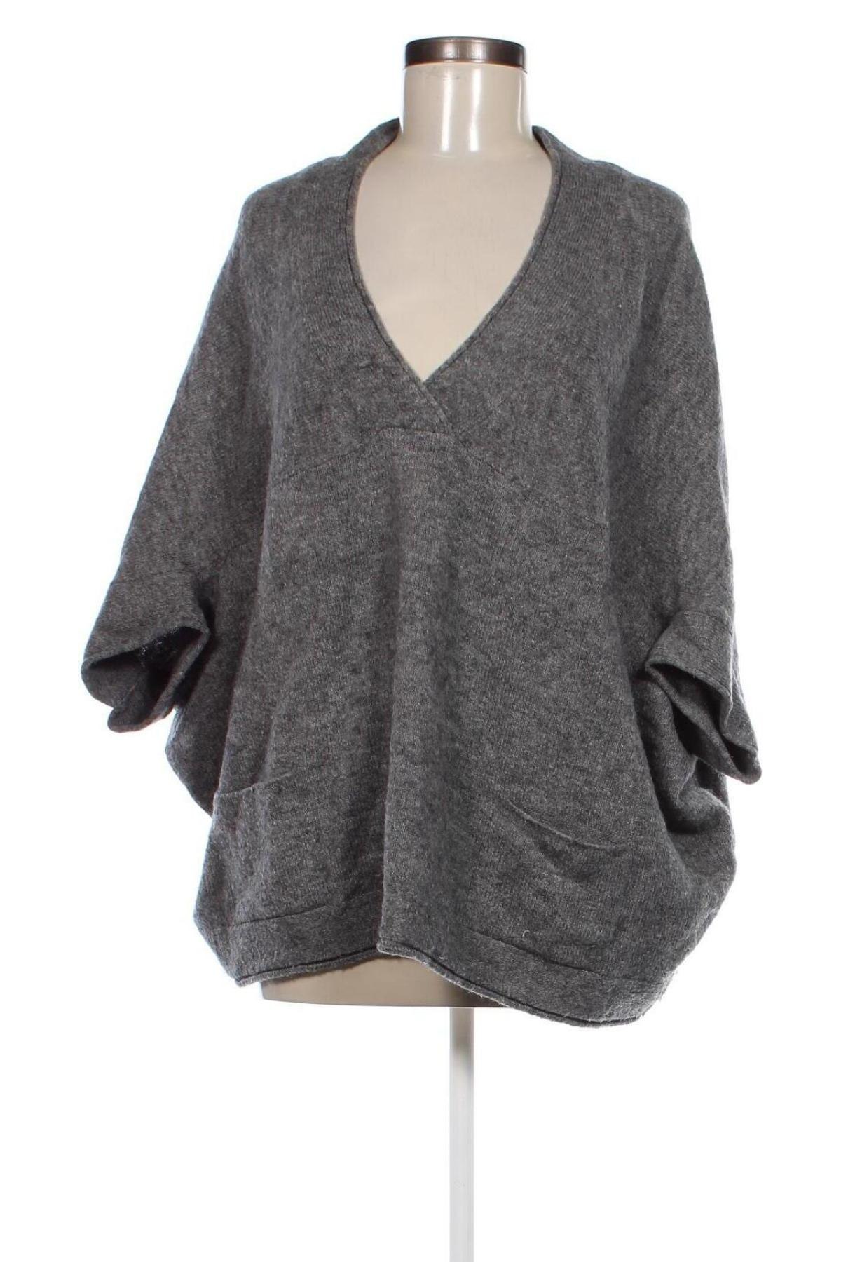 Poncho S.Oliver, Größe XL, Farbe Grau, Preis 18,99 €