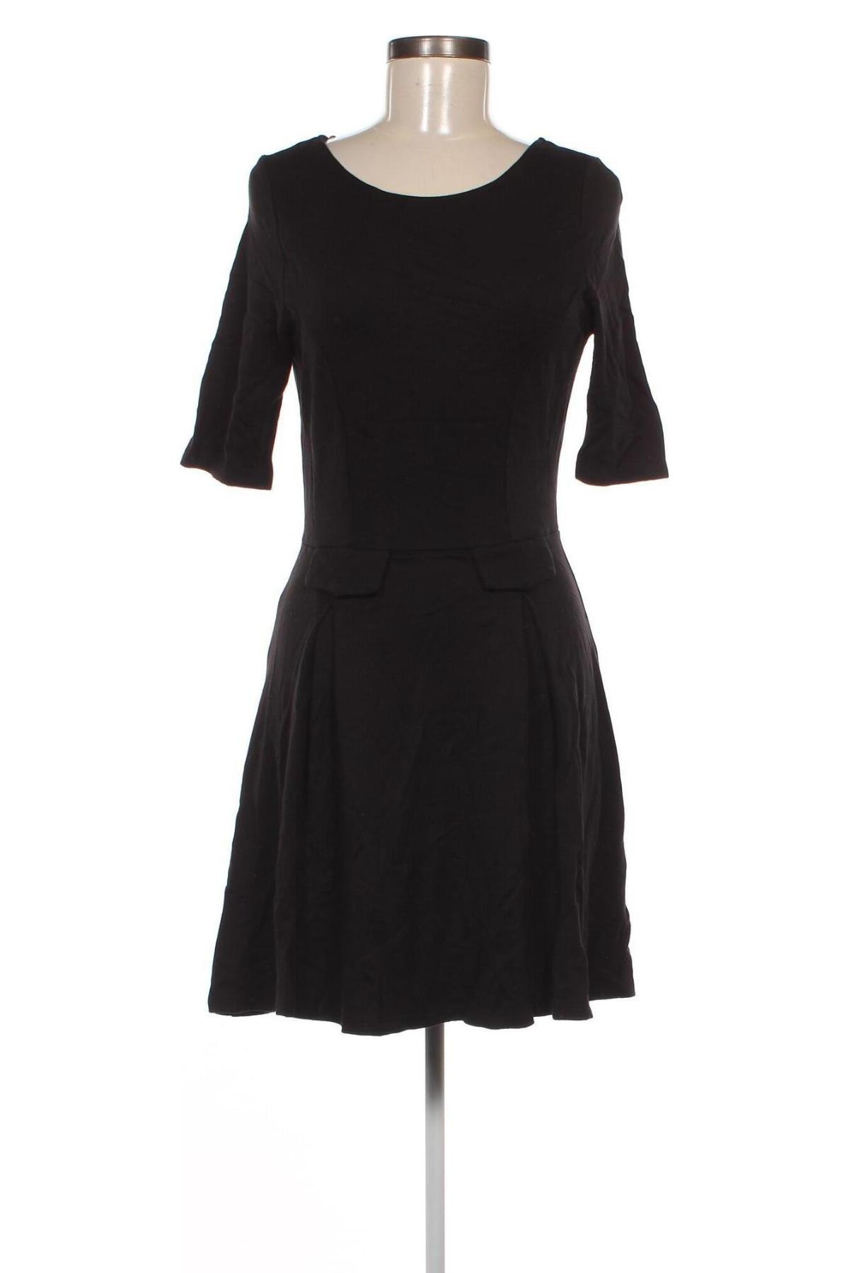 Kleid Seppala, Größe M, Farbe Schwarz, Preis 8,99 €