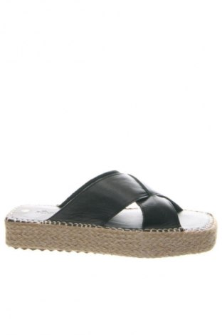 Papuče RunnerBoss, Veľkosť 38, Farba Čierna, Cena  43,95 €