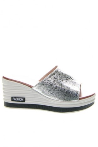 Papuče Unbranded, Veľkosť 36, Farba Strieborná, Cena  26,95 €