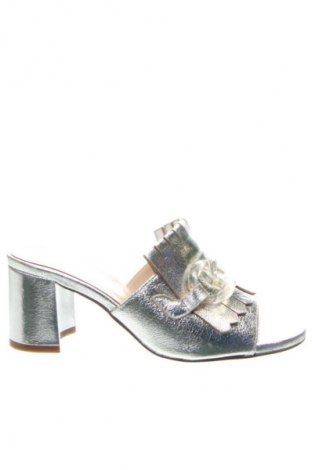 Papucs Unbranded, Méret 36, Szín Ezüstös, Ár 10 200 Ft