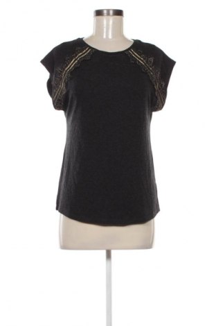 Dámská halenka About You, Velikost S, Barva Šedá, Cena  349,00 Kč