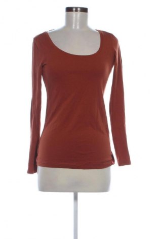 Дамска блуза Essentials, Размер M, Цвят Кафяв, Цена 14,00 лв.