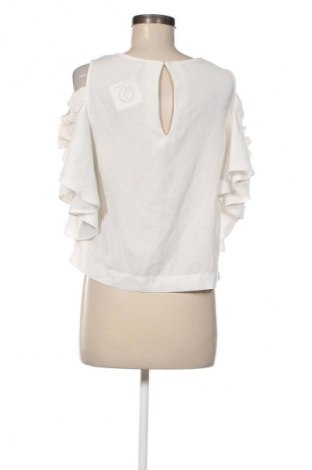 Γυναικεία μπλούζα Fb Sister, Μέγεθος S, Χρώμα Λευκό, Τιμή 9,72 €