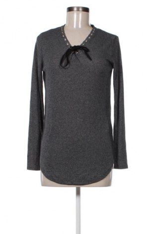 Дамска блуза Fb Sister, Размер M, Цвят Многоцветен, Цена 19,00 лв.