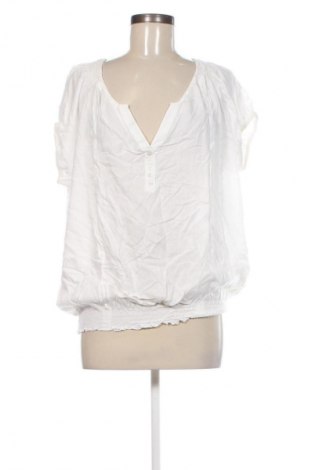 Dámská halenka Geisha, Velikost XXL, Barva Krémová, Cena  259,00 Kč