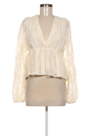 Damen Shirt Gina Tricot, Größe M, Farbe Ecru, Preis 30,99 €