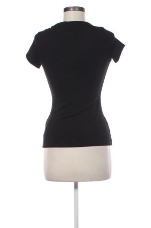 Bluză de femei Guess, Mărime S, Culoare Negru, Preț 151,99 Lei