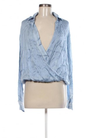 Dámská halenka Guess, Velikost S, Barva Modrá, Cena  1 329,00 Kč