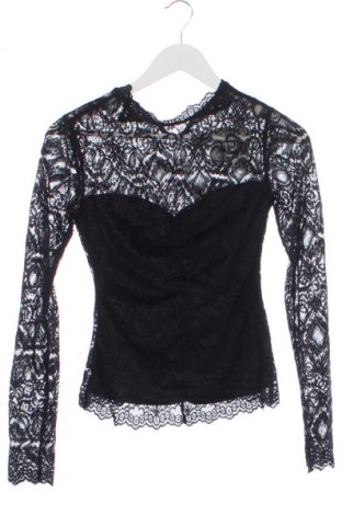 Дамска блуза Guess, Размер XS, Цвят Черен, Цена 38,99 лв.