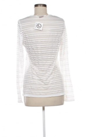 Дамска блуза Gustav, Размер M, Цвят Бял, Цена 82,22 лв.