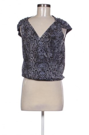 Дамска блуза Mohito, Размер S, Цвят Многоцветен, Цена 30,89 лв.