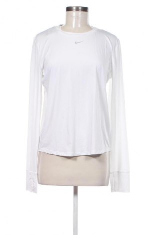 Дамска блуза Nike, Размер M, Цвят Бял, Цена 109,99 лв.
