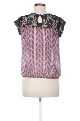 Bluză de femei No Boundaries, Mărime M, Culoare Multicolor, Preț 35,99 Lei