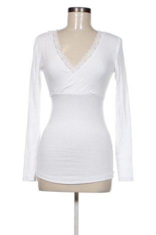 Дамска блуза ONLY, Размер S, Цвят Бял, Цена 46,99 лв.