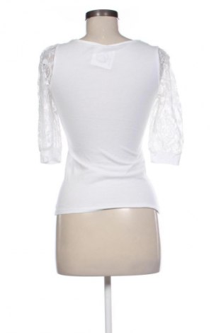 Дамска блуза Orsay, Размер XS, Цвят Бял, Цена 19,55 лв.