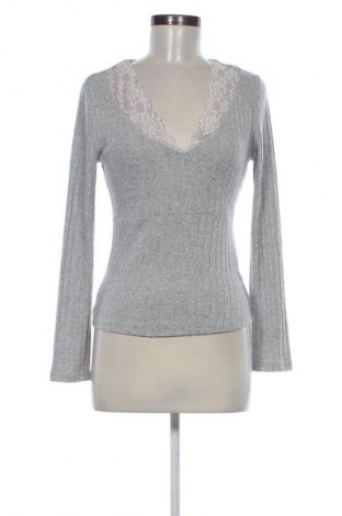 Dámská halenka SHEIN, Velikost M, Barva Šedá, Cena  242,00 Kč