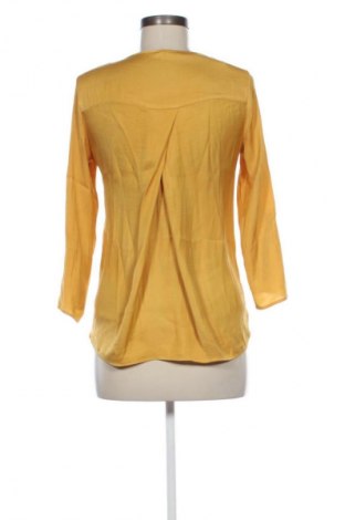 Bluzka damska Stradivarius, Rozmiar S, Kolor Żółty, Cena 43,68 zł