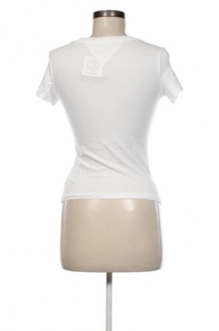 Damen Shirt Tommy Jeans, Größe S, Farbe Weiß, Preis 93,99 €