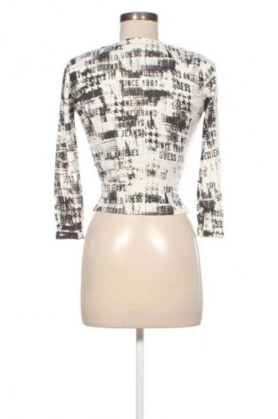 Дамска жилетка Guess, Размер XS, Цвят Многоцветен, Цена 62,99 лв.