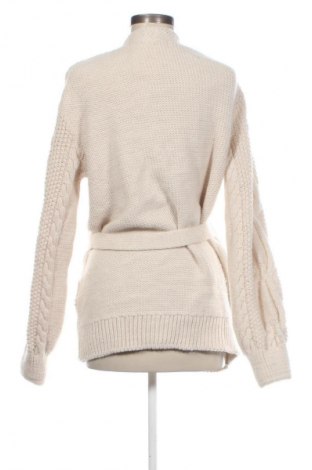 Дамска жилетка Guido Maria Kretschmer for About You, Размер M, Цвят Бежов, Цена 31,99 лв.