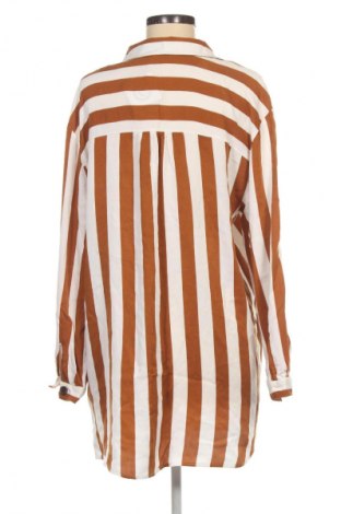 Дамска риза Bershka, Размер L, Цвят Многоцветен, Цена 25,00 лв.