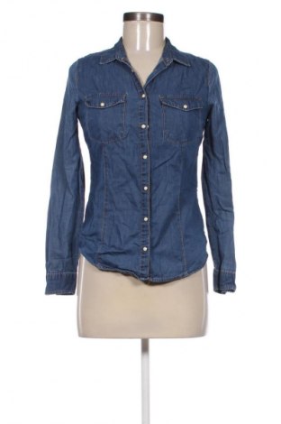 Γυναικείο πουκάμισο Bershka, Μέγεθος S, Χρώμα Μπλέ, Τιμή 12,83 €