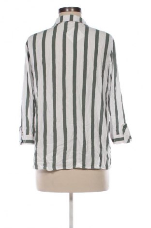Γυναικείο πουκάμισο Reserved, Μέγεθος M, Χρώμα Πολύχρωμο, Τιμή 4,45 €
