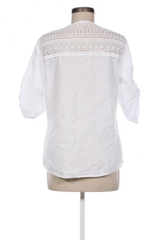 Дамска риза Unbranded, Размер S, Цвят Бял, Цена 25,00 лв.