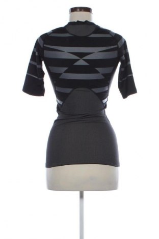 Női póló Adidas, Méret S, Szín Sokszínű, Ár 5 489 Ft