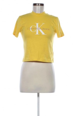Damen T-Shirt Calvin Klein Jeans, Größe XS, Farbe Gelb, Preis € 17,39