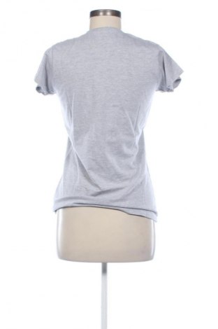 Γυναικείο t-shirt Gildan, Μέγεθος M, Χρώμα Γκρί, Τιμή 9,00 €