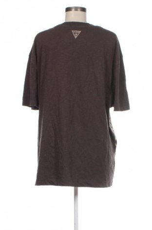 Дамска тениска Guess, Размер L, Цвят Кафяв, Цена 58,99 лв.