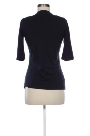 Дамска тениска Hugo Boss, Размер S, Цвят Син, Цена 68,00 лв.