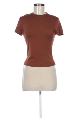 Дамска тениска SHEIN, Размер M, Цвят Кафяв, Цена 16,99 лв.