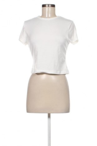 Дамска тениска SHEIN, Размер M, Цвят Бял, Цена 17,00 лв.