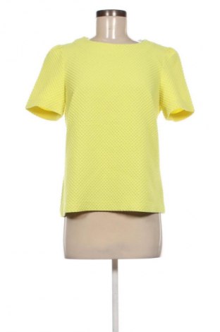 Γυναικείο t-shirt Un Deux Trois, Μέγεθος M, Χρώμα Κίτρινο, Τιμή 13,81 €