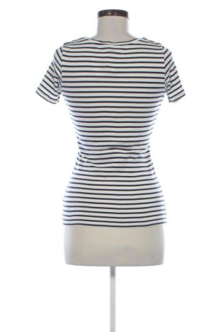 Tricou de femei United Colors Of Benetton, Mărime M, Culoare Multicolor, Preț 55,69 Lei