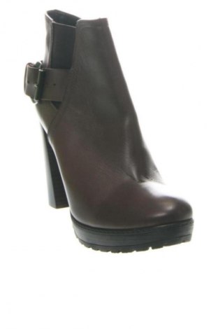 Damen Stiefeletten Alesya, Größe 37, Farbe Braun, Preis 117,99 €