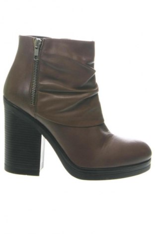 Női bokacsizma Alesya, Méret 39, Szín Barna, Ár 47 879 Ft