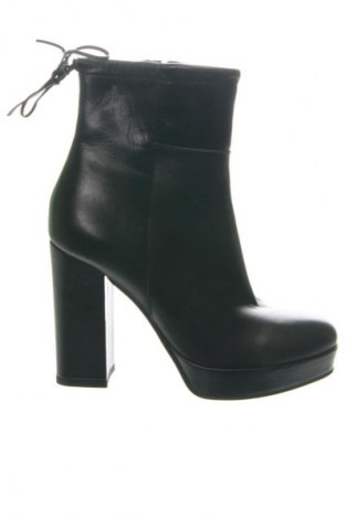 Női bokacsizma Alesya, Méret 38, Szín Fekete, Ár 47 879 Ft