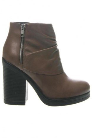 Női bokacsizma Alesya, Méret 39, Szín Barna, Ár 47 879 Ft