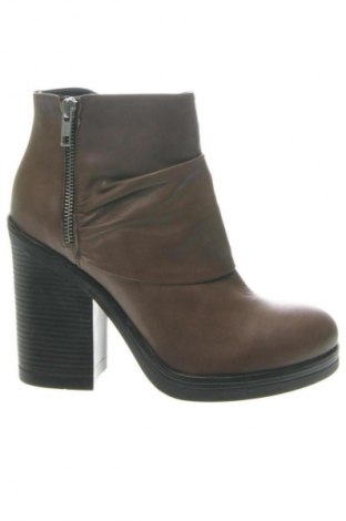 Női bokacsizma Alesya, Méret 39, Szín Barna, Ár 43 459 Ft