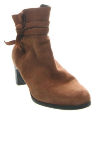 Dámské poltopánky Bata, Veľkosť 38, Farba Hnedá, Cena  50,95 €