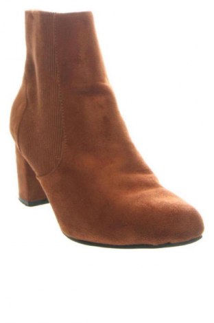 Damen Stiefeletten Bpc Bonprix Collection, Größe 39, Farbe Braun, Preis 27,99 €