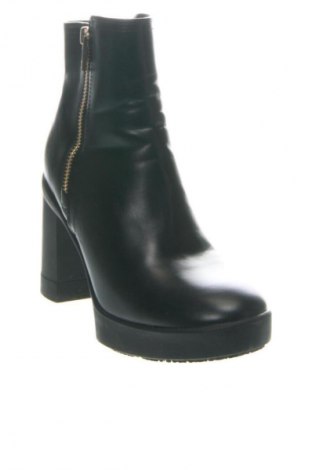 Dámské poltopánky Catwalk, Veľkosť 36, Farba Čierna, Cena  75,95 €